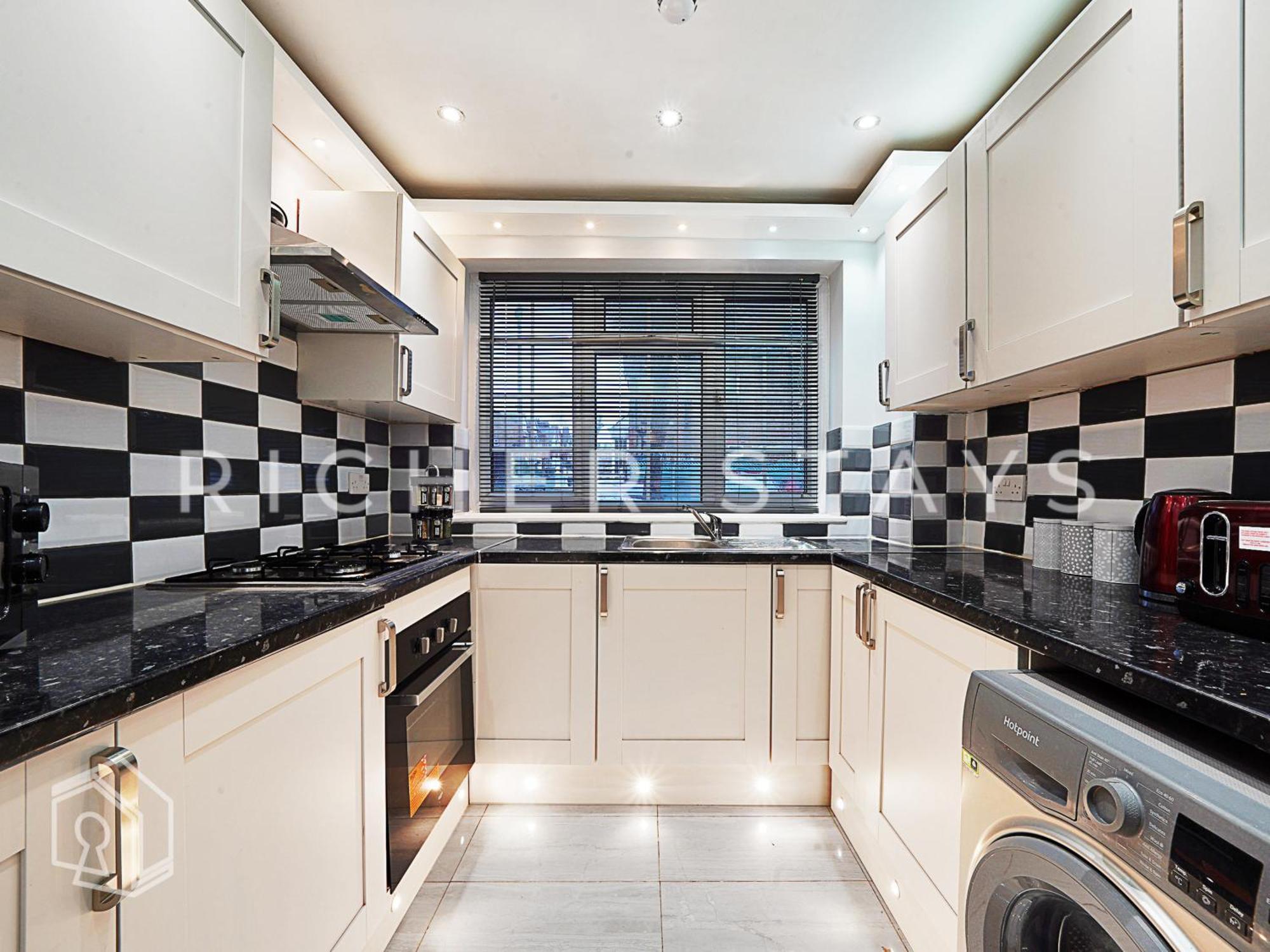 Leyton Guest Rooms - Rooms And Amenities Лондон Екстериор снимка